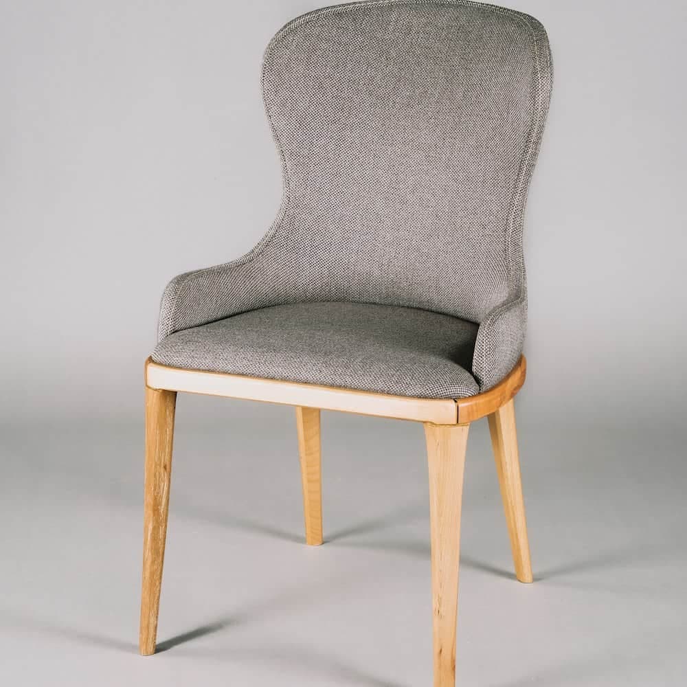 'Lys' upholstered dining chair