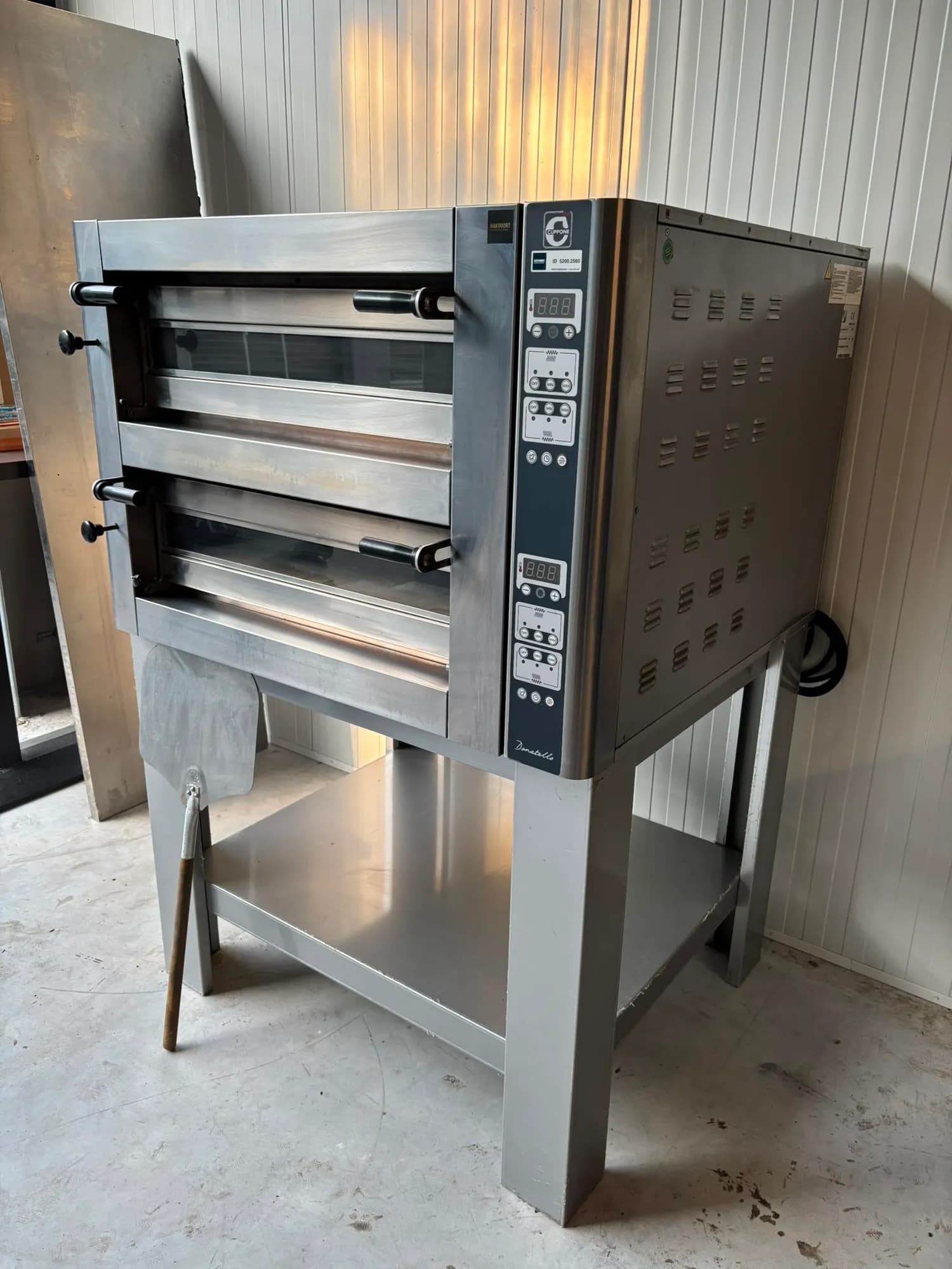 Te koop: Cuppone Donatello dubbeldeks pizzaoven 4+4 — 2