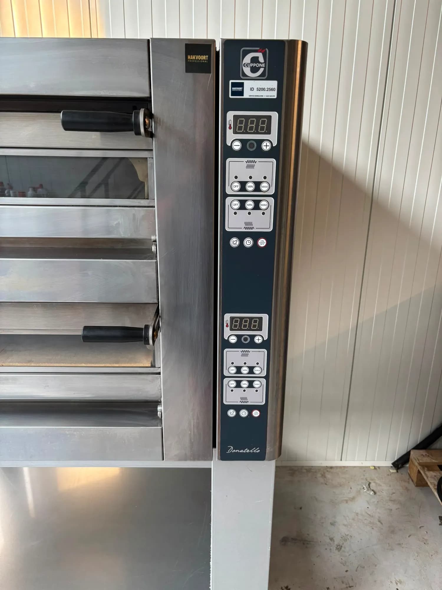 Te koop: Cuppone Donatello dubbeldeks pizzaoven 4+4 — 3